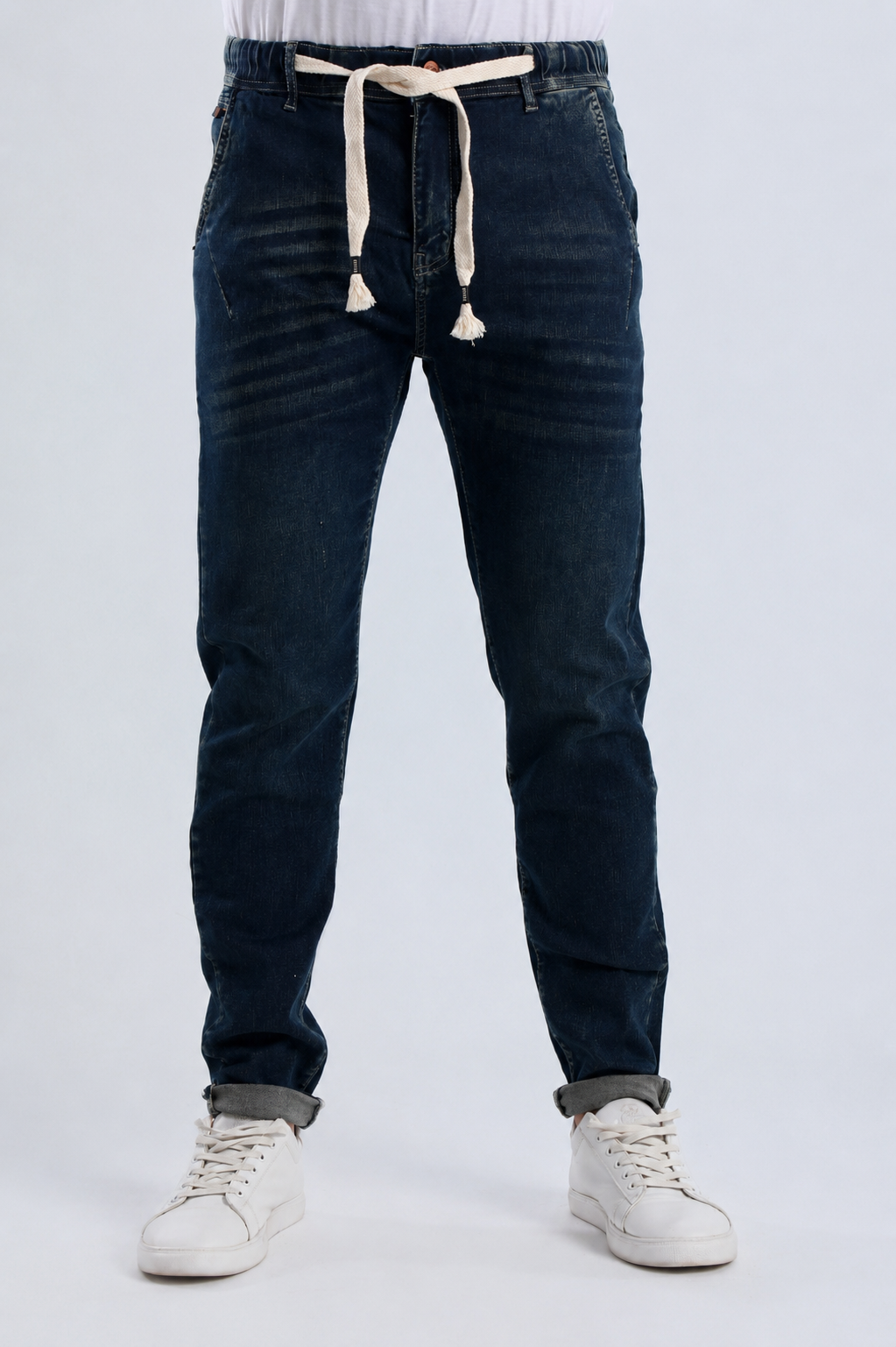Men's Relaxed-Fit Jeans with Elastic Waistband and Reinforced Back Pocket (L202)